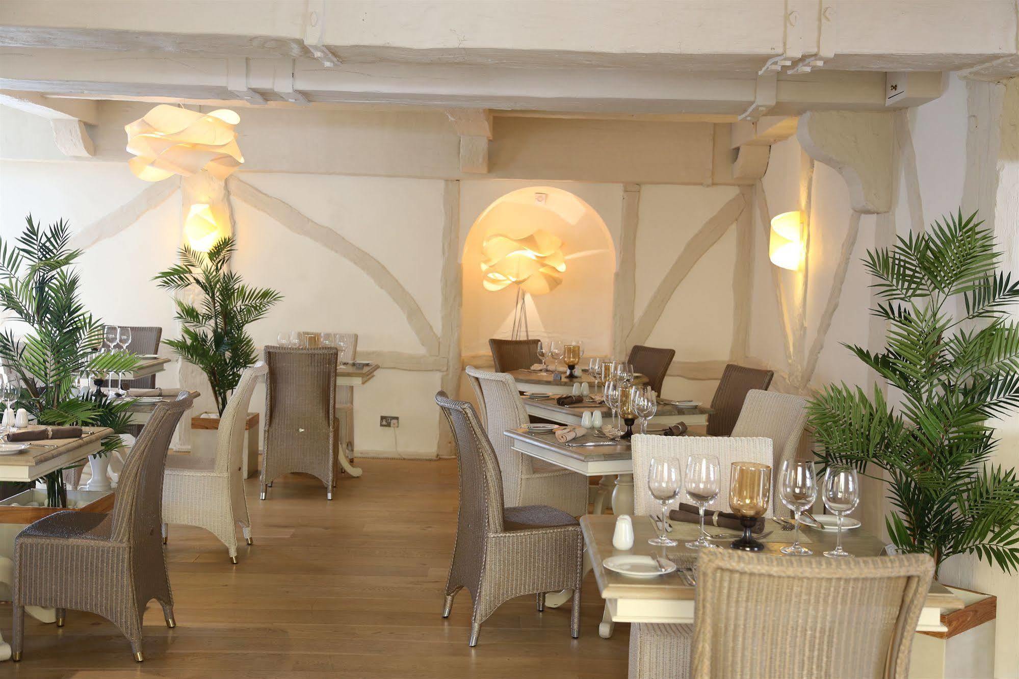 Hotel La Place St Aubin Eksteriør billede